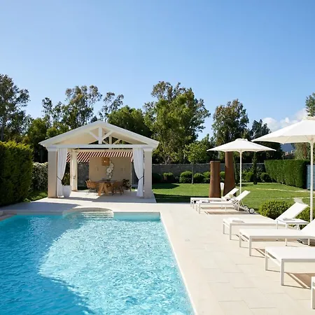 Sleeps 6 Pool Air Con Wifi *